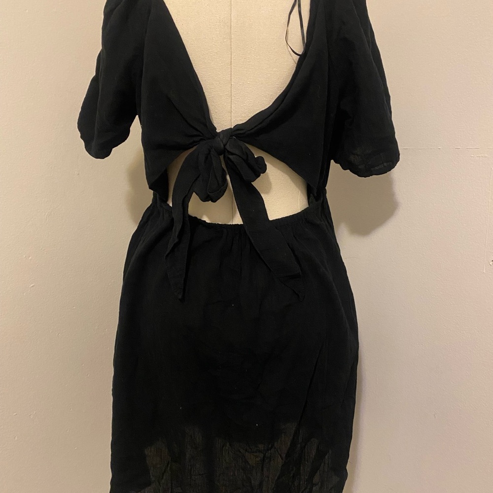 Old Navy Black Short Sleeve Dress - Picture 2 of 4